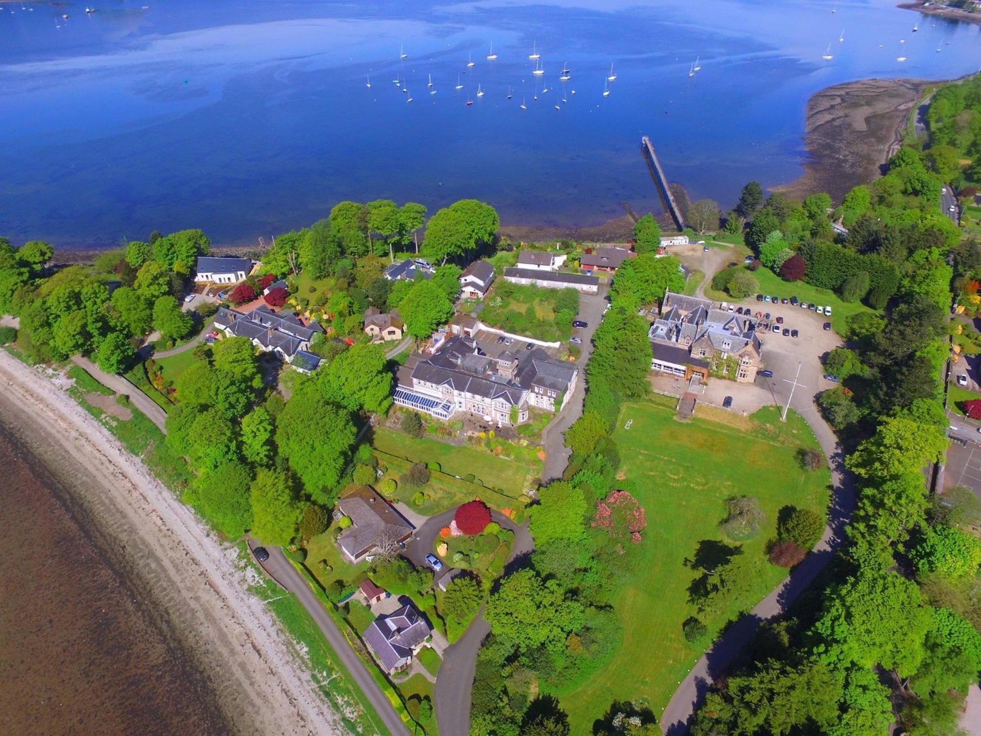 Rosslea Hall Hotel Rhu Kültér fotó